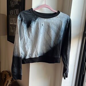NAADAM Graphic Crop Sweatshirt Gray Black Long‎ Sleeve